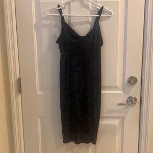 Kendall and Kylie Navy Velvet dress S